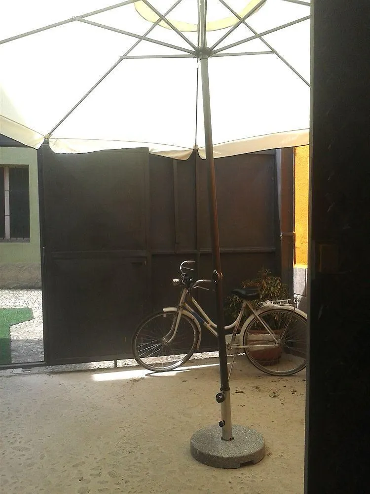 La Locanda Del Pino Milán Italia